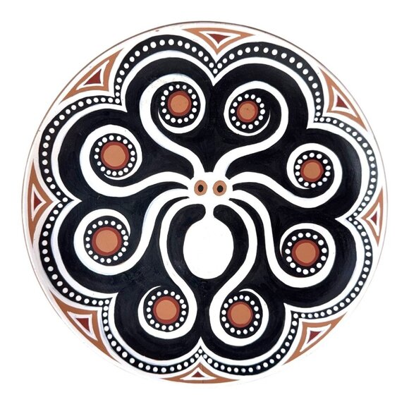 Handcrafted Crete Sitian Arts Signed Plate Tribal Octopus Black Nautical Squid 9 - Picture 1 of 4
